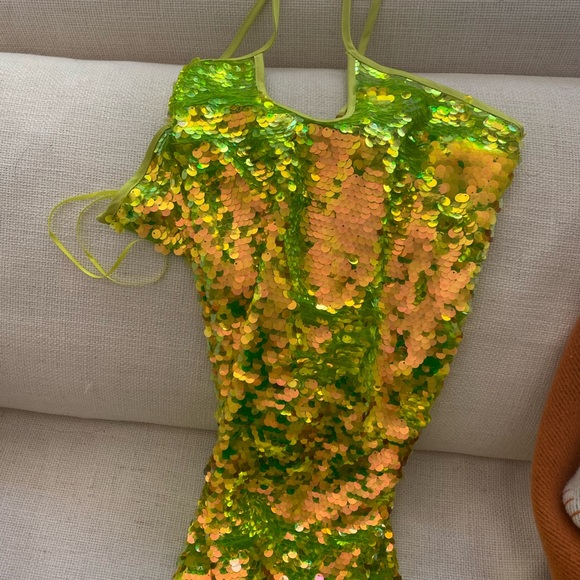 BNWT Cult Gaia Lily Dress - Picture 3 of 3